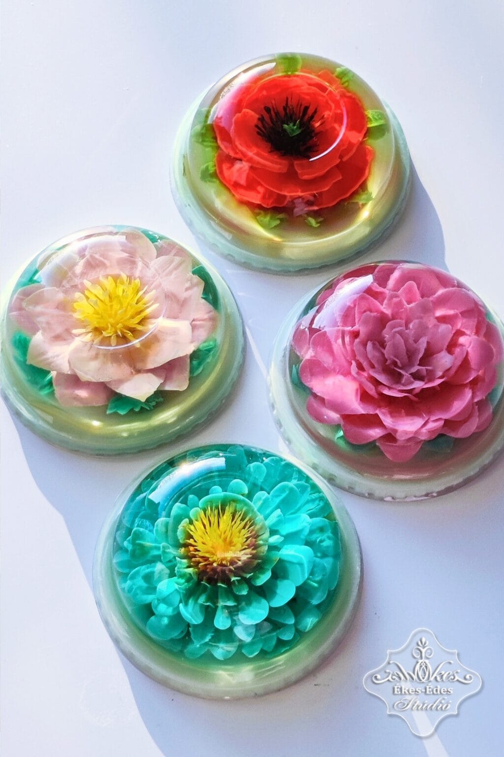 Tanfolyami gyakorlódarabok, a kis virágos zselé desszertek