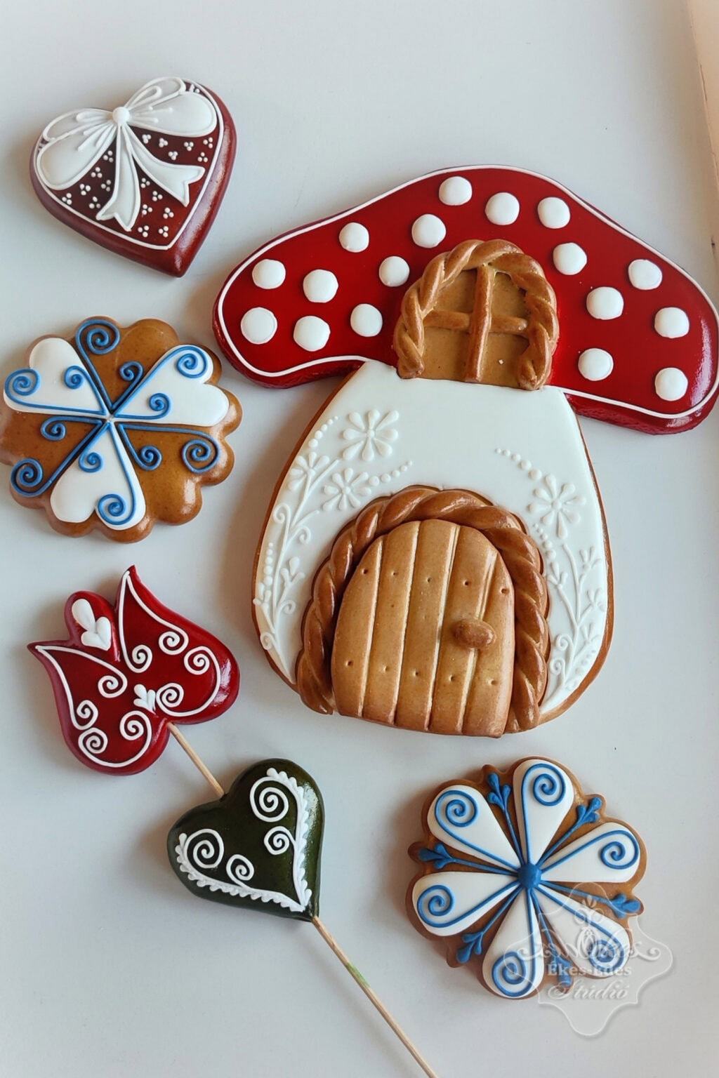 mezeskalcs-tanfolyam-resztvevo-terulomazas-szines-irokas-munkai