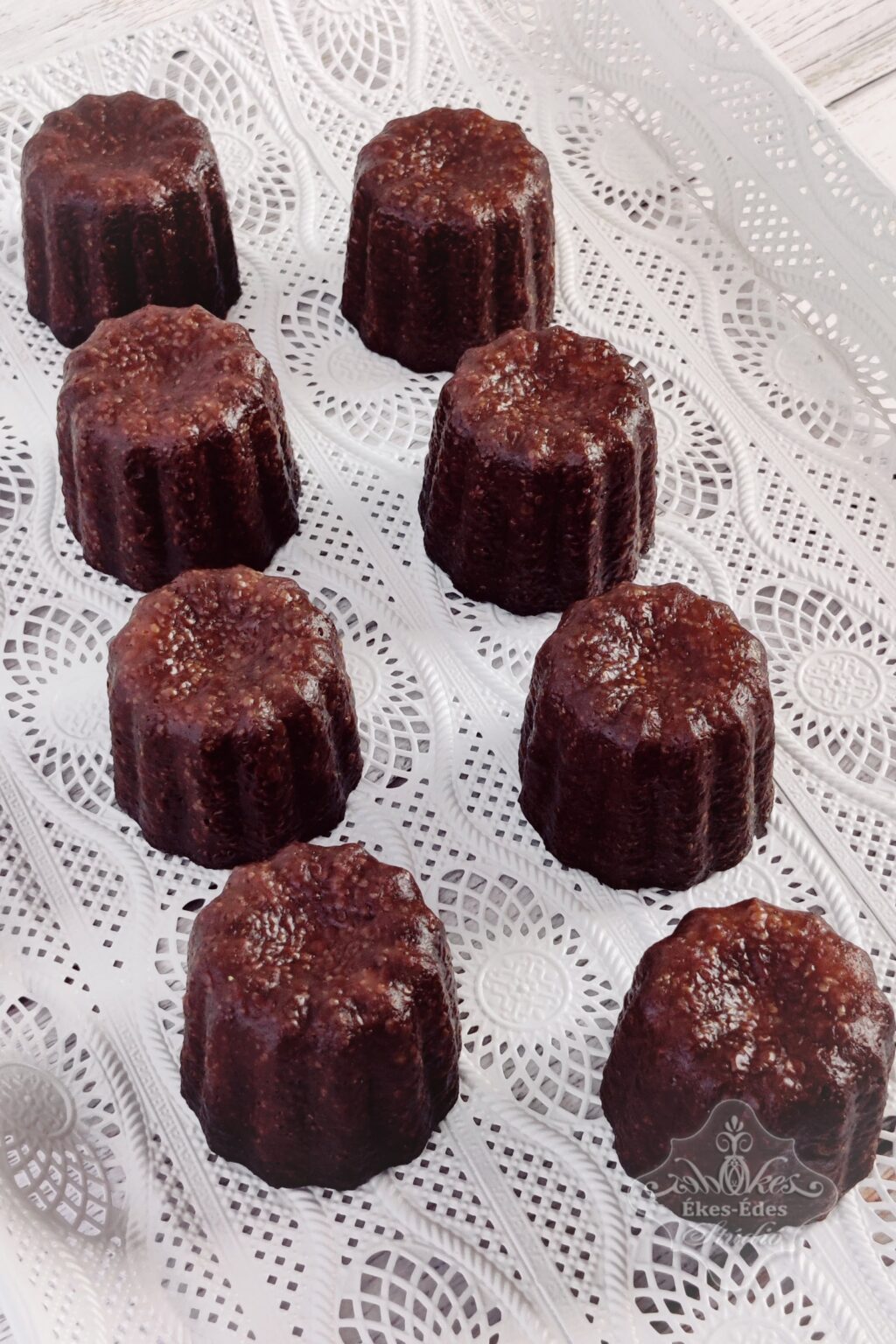 Canelés de Bordeaux – sült puding – Ékes-Édes Stúdió, Francia péksütemények tanfolyam