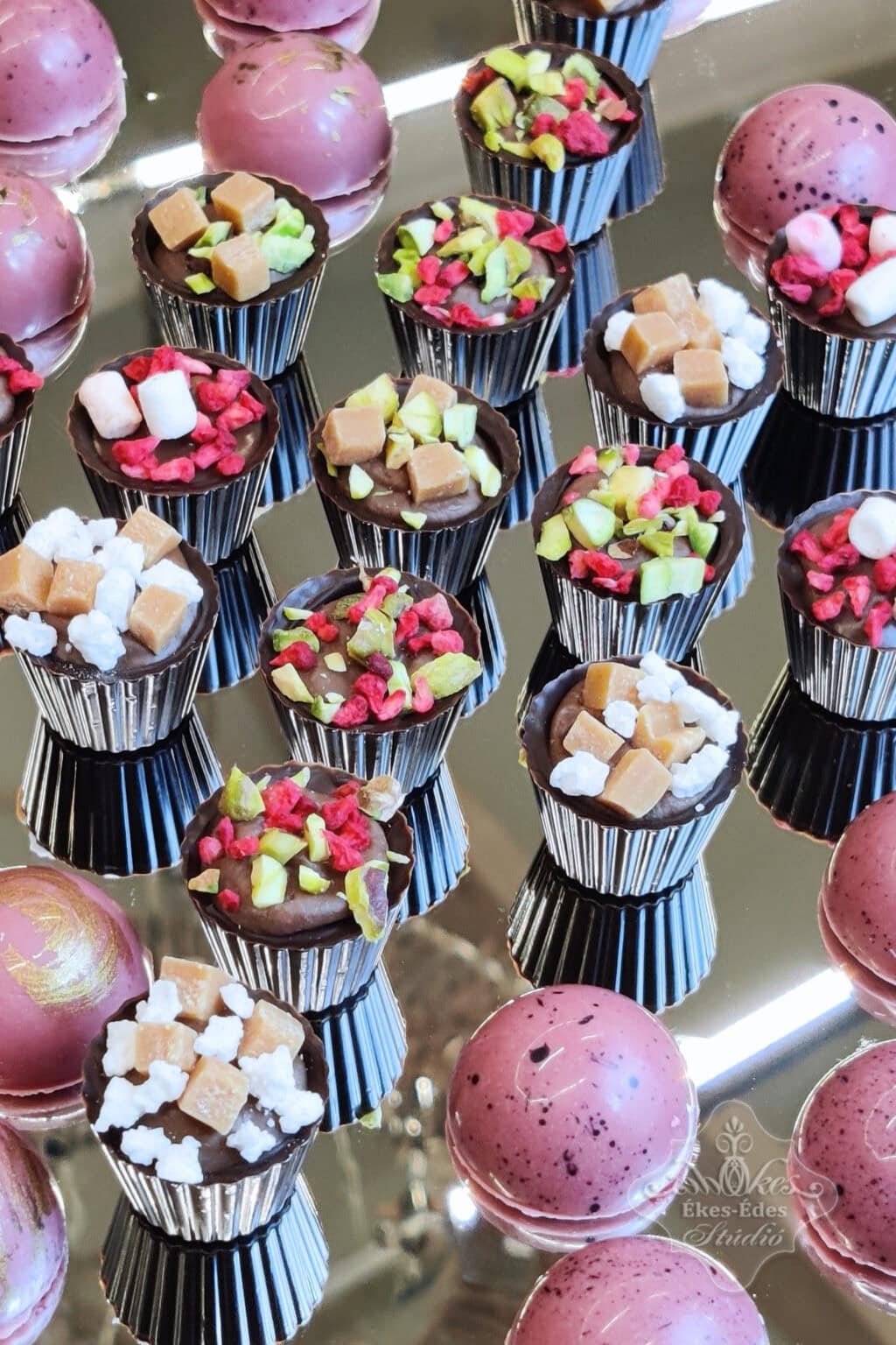 bonbon-kezmuves-csokolade-csokolade-bonbonok-1
