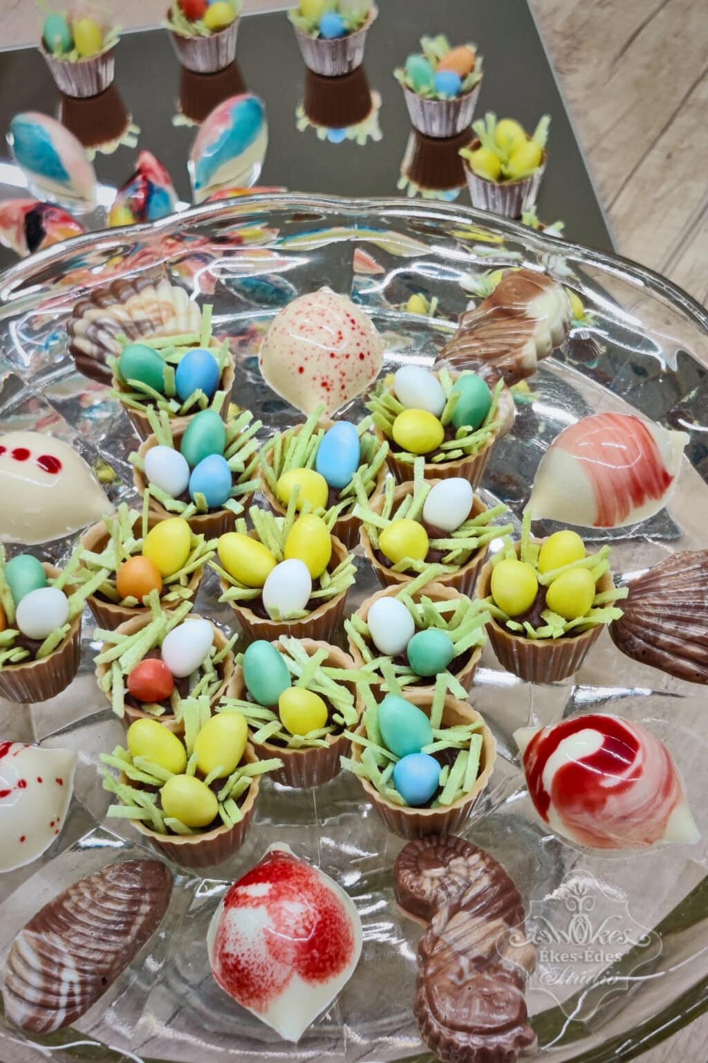 bonbon-kezmuves-csokolade-tanfolyam-husveti-bonbonok