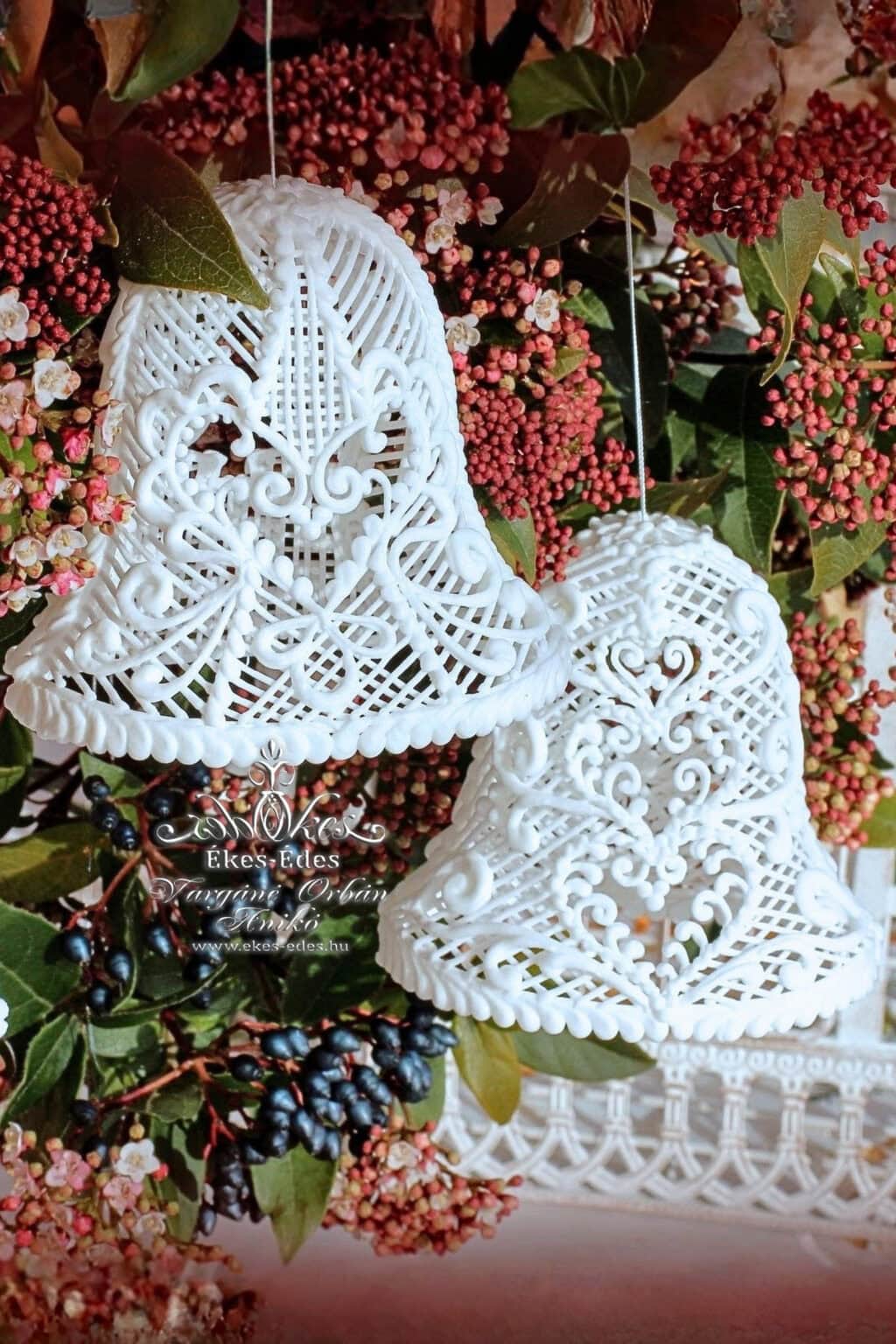 cukormazas-muveszi-halado-tanfolyam-oktato-cukorcsipke-harang-ekes-edes-studio