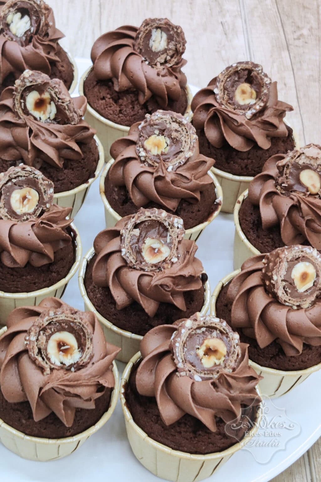 cupcake-cake-pop-muffin-tanfolyam-mogyoros-muffin