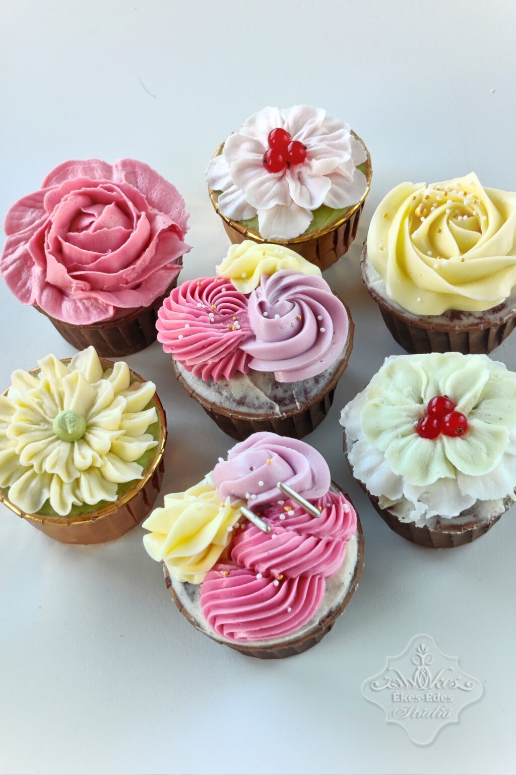 cupcake-cake-pop-muffin-tanfolyam-viragos-muffinok