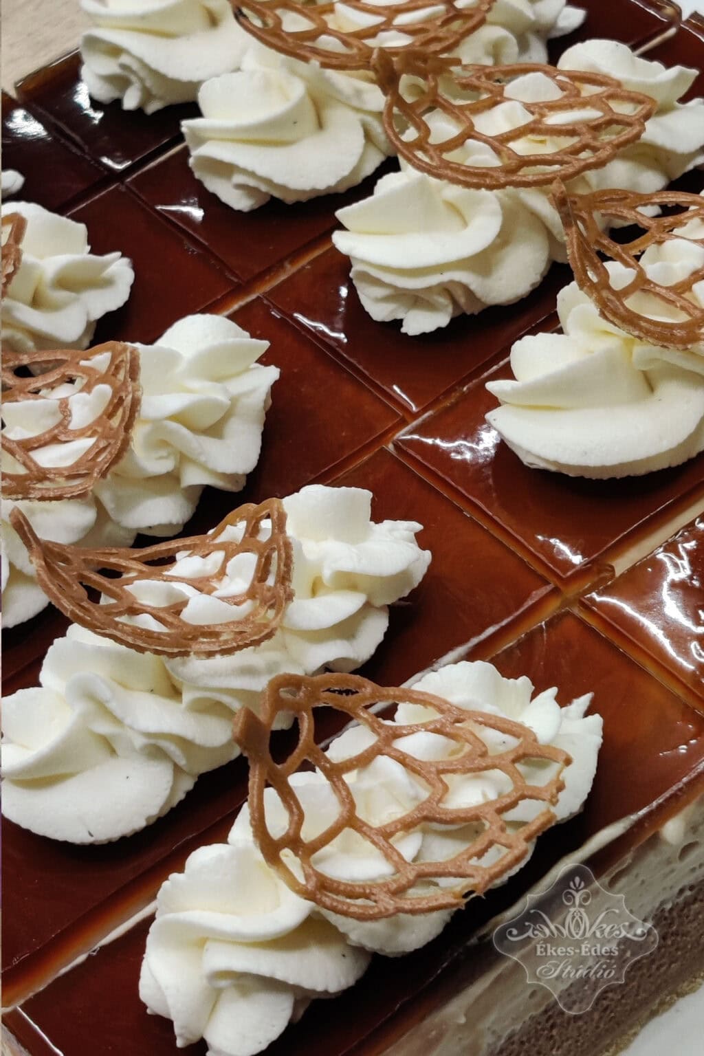 francia-desszertek-oromsutes-tanfolyam-capuchino-tartlet