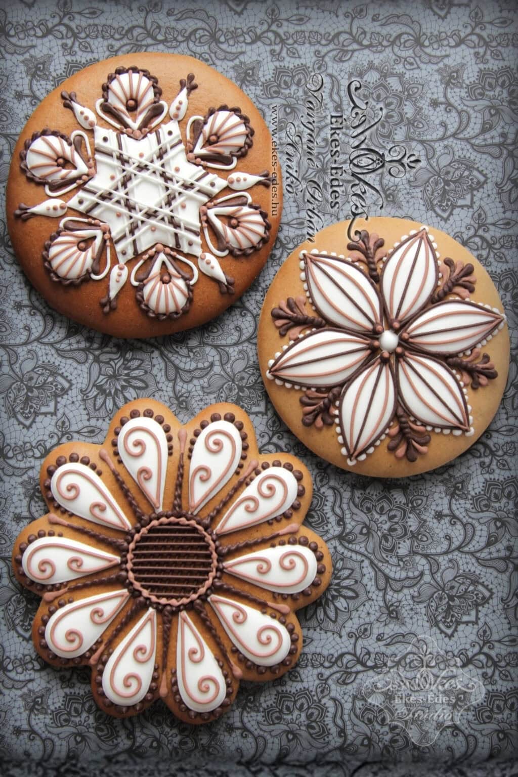 mezeskalacs-cukormazas-diszites-tanfolyam-ekes-edes-studio-oktato-munka