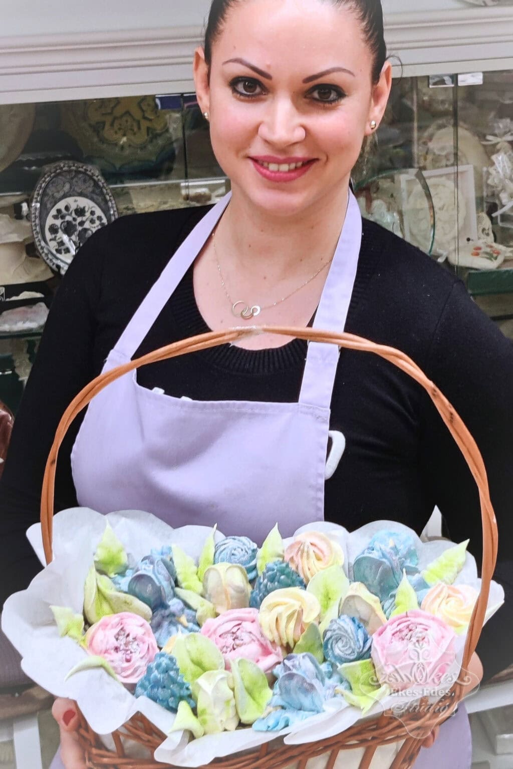 pillecukor-tanfolyam-resztvevoje-viragkosaraval