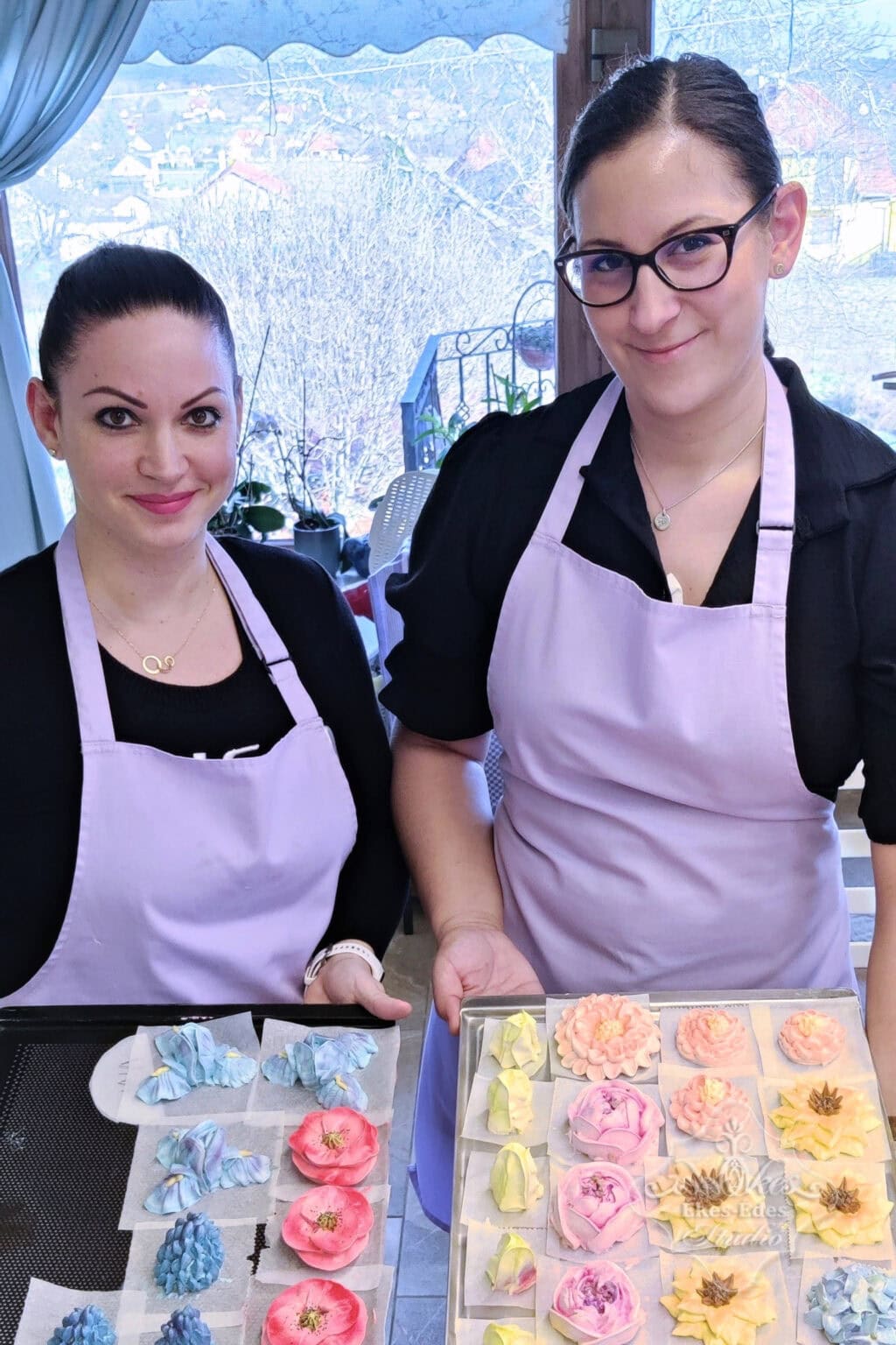 pillecukor-tanfolyamon-tanulok-viragaikkal-talcan