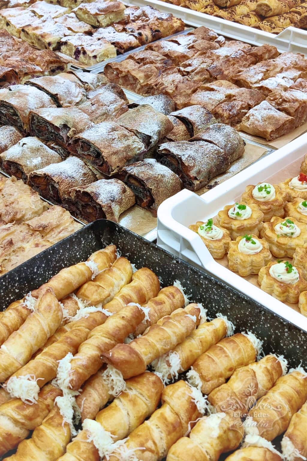 retes-tanfolyam-vegyesen-elkeszult-sutemenyek