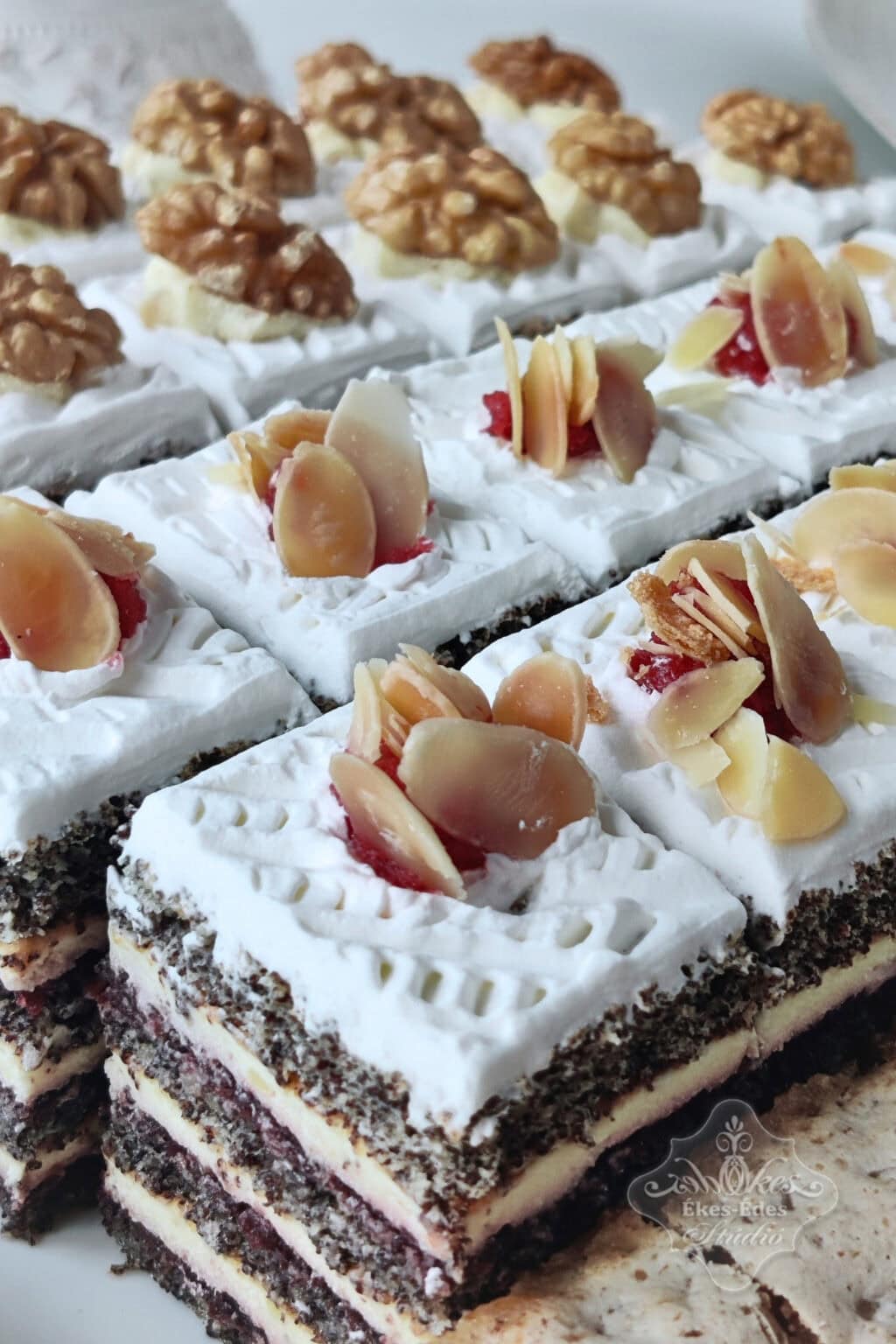 retro sutemenyek-2-tanfolyamon-dios-makos-kockak