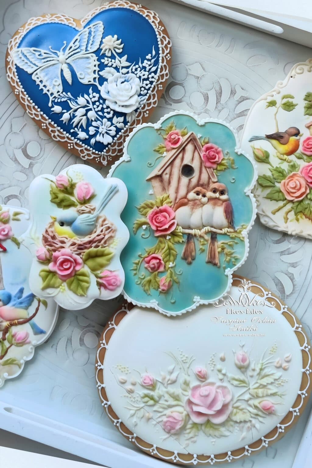 royal-icing-muveszi-halado-tanfolyam-oktato-pressure-piping-ekes-edes-studio