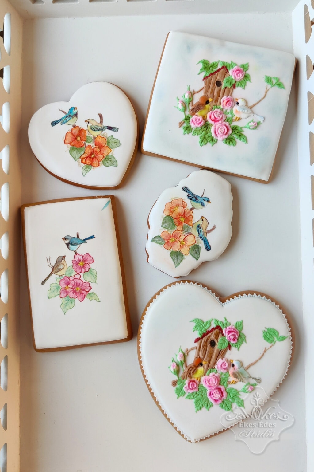 royal-icing-muveszi-halado-tanfolyam-tanulok-mezeskalacsai