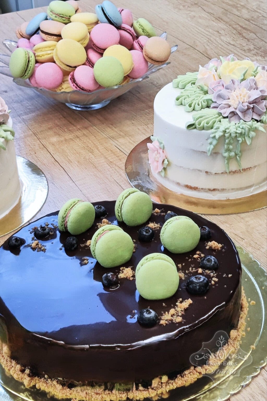 tortasuto-2-tanfolyam-csokolade-mousse-torta