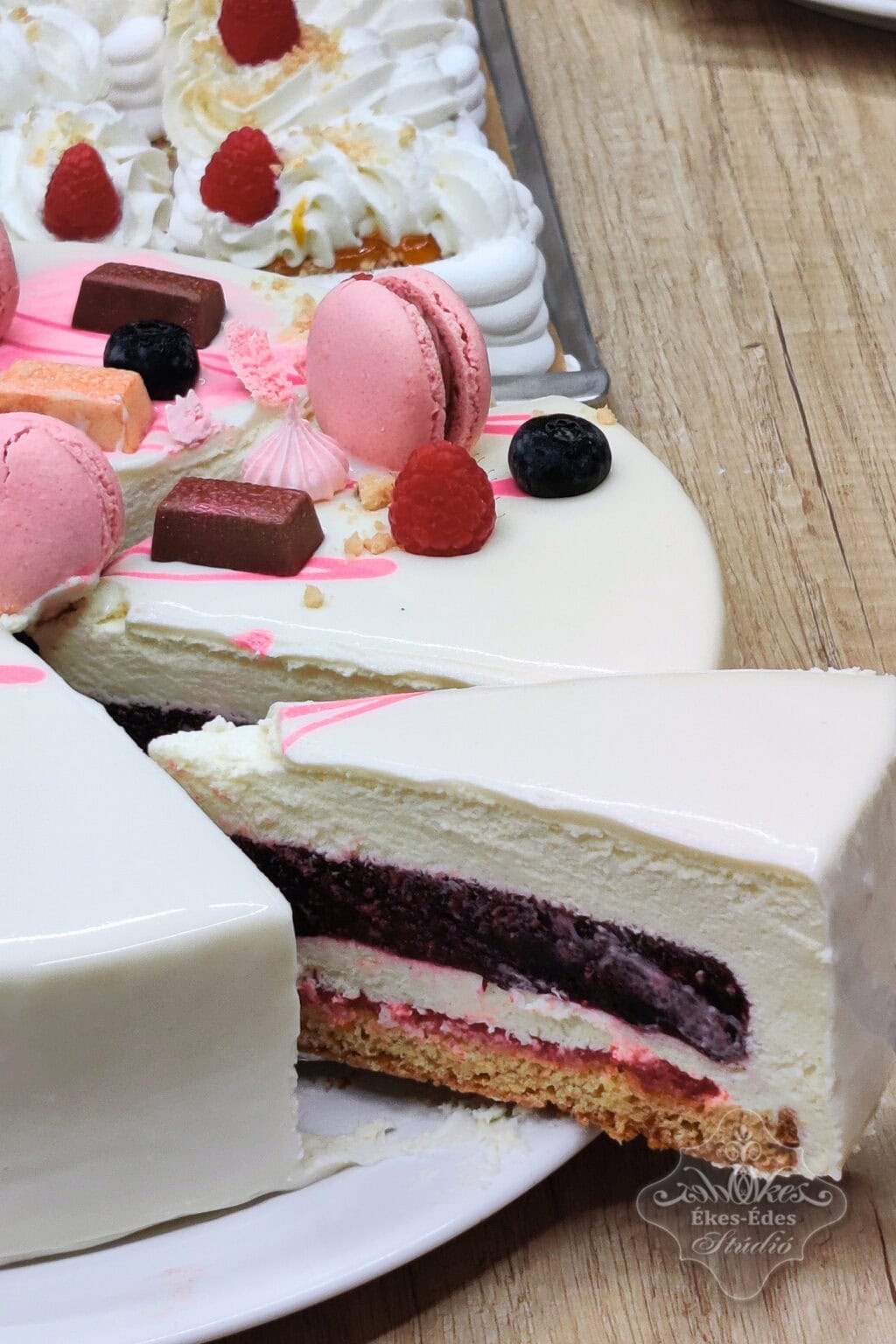 tortasuto-2-tanfolyam-malnas-mousse-torta-szelet