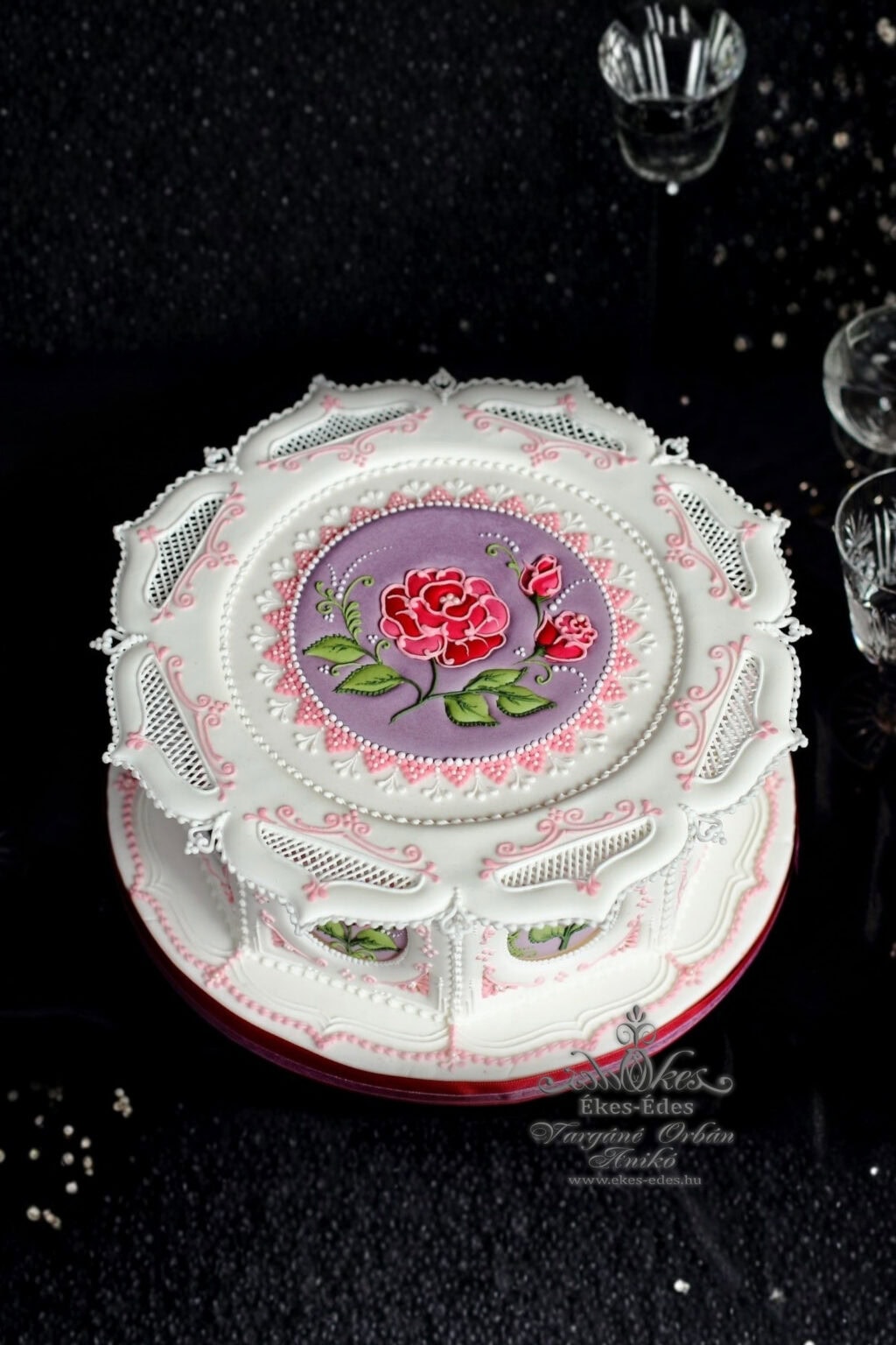 royal-icing-panel-torta
